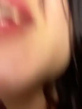 Snapshot of EmilyNoir1 chatting on November 23, 12:31 am EmilyNoir1 online show from November 23, 12:31 am