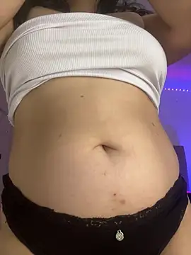 EmilyNoir1 online show from March 4, 9:33 pm