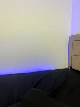 Snapshot of EmilyNoir1 chatting on November 3, 11:30 pm EmilyNoir1 online show from November 3, 11:30 pm