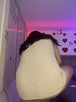 EmilyNoir1 online show from February 27, 11:04 pm