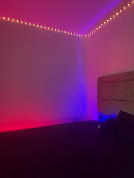 EmilyNoir1 online show from February 8, 2:15 pm