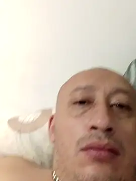 ScuffingBungalow online show from October 5, 6:04 am