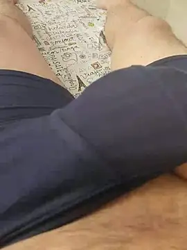 ScuffingBungalow online show from November 7, 7:07 pm