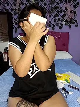 Sophie-Hot- online show from March 12, 10:19 am