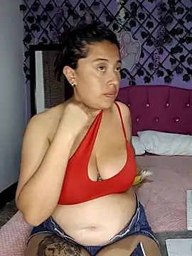 Sophie-Hot- online show from March 14, 10:10 am