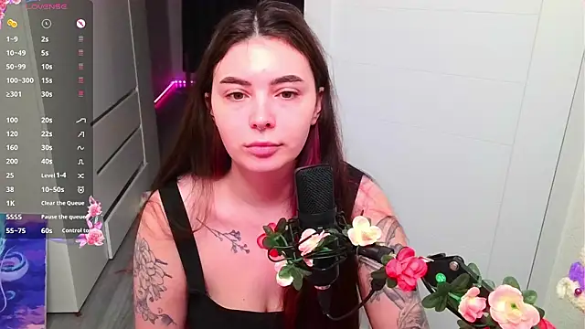 peachyness online show from February 26, 9:48 pm