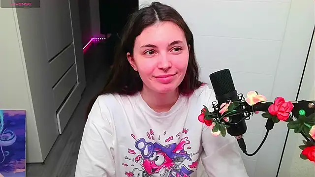 peachyness online show from February 25, 9:58 pm