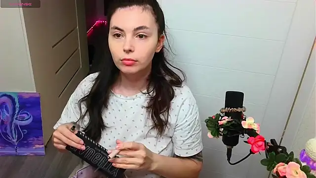 peachyness online show from March 10, 6:34 pm