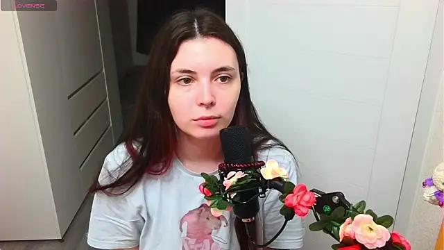 peachyness online show from April 16, 9:39 pm