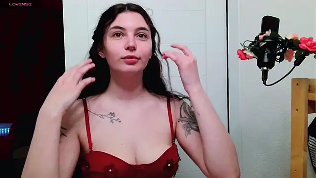 Snapshot of peachyness chatting on June 1, 10:31 pm peachyness online show from June 1, 10:31 pm