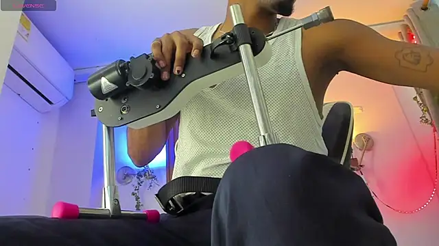 Darwin mayo online show from February 25, 5:24 pm