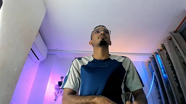 Darwin mayo online show from December 22, 5:35 pm