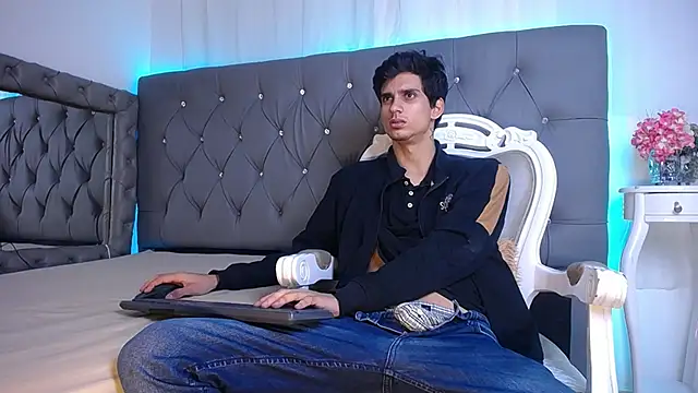 Sebalexis7 online show from October 15, 3:05 am