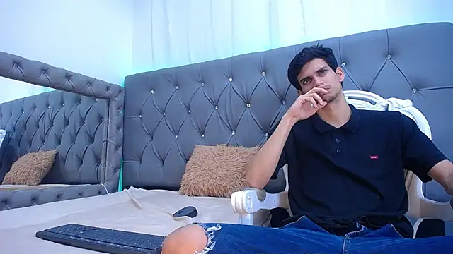 Sebalexis7 online show from October 3, 3:09 am