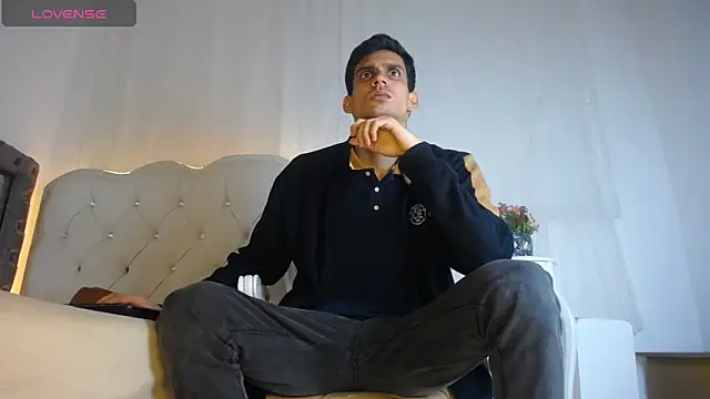 Sebalexis7 online show from December 4, 3:16 am