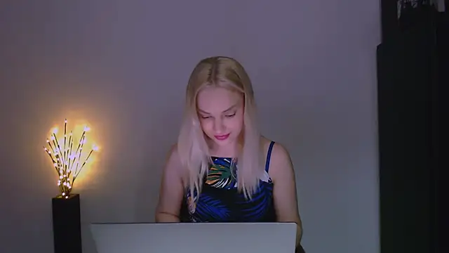 Lia noo regrets online show from April 5, 6:03 pm