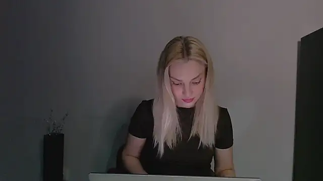 Lia noo regrets online show from April 19, 6:10 pm