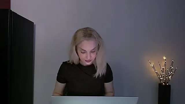 Lia noo regrets online show from May 30, 4:12 pm
