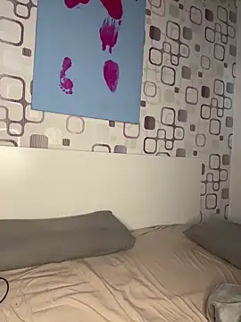 SweetTeenGirl online show from December 18, 7:18 pm