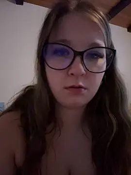 SweetTeenGirl online show from November 28, 7:14 pm