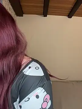 SweetTeenGirl online show from March 11, 6:57 pm