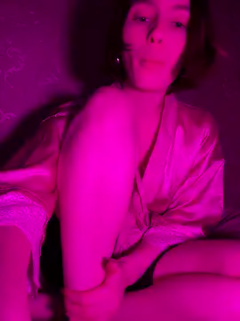 ZariaFlame online show from December 1, 10:21 pm