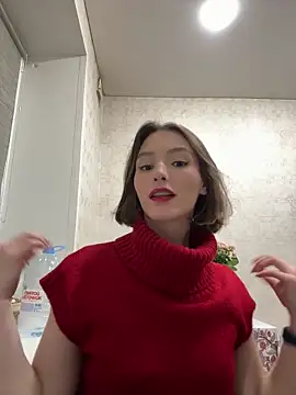 ZariaFlame online show from October 5, 9:05 pm