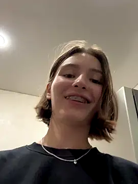 ZariaFlame online show from September 26, 9:32 pm