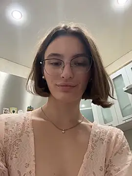 ZariaFlame online show from October 10, 9:15 pm