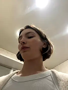 ZariaFlame online show from December 5, 9:12 pm