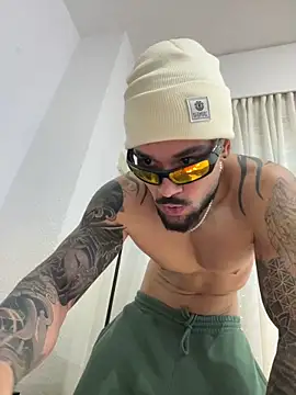 penebunny online show from December 17, 11:04 am