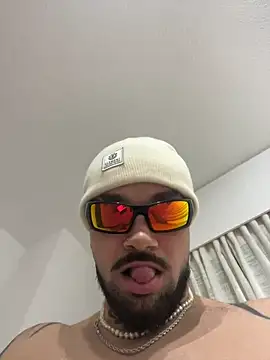 penebunny online show from December 16, 5:00 am