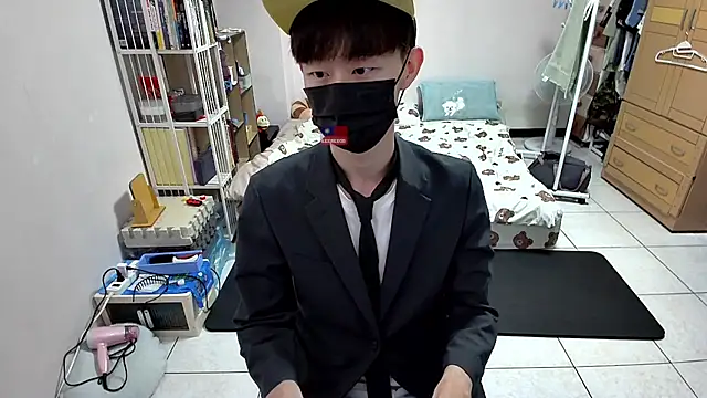 Snapshot of Kerberos_999 chatting on October 1, 1:37 pm Kerberos 999 online show from October 1, 1:37 pm