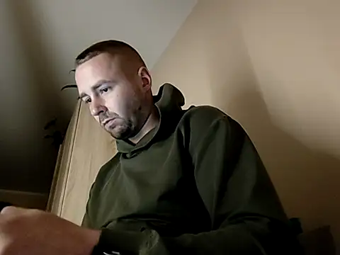 Vladyslav30 online show from November 25, 2:45 am