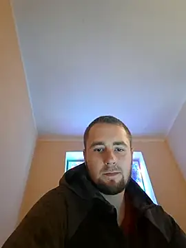 Snapshot of Vladyslav30 chatting on December 18, 9:51 pm Vladyslav30 online show from December 18, 9:51 pm