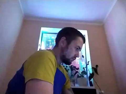 Vladyslav30 online show from April 3, 12:50 am