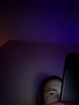 Snapshot of Vladyslav30 chatting on December 20, 4:15 am Vladyslav30 online show from December 20, 4:15 am