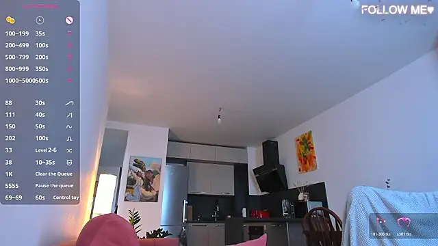 MilkyDana online show from March 26, 8:01 am