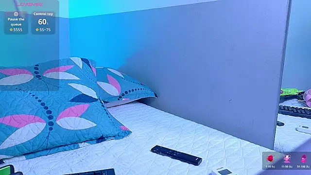 MySugarmoomy online show from June 30, 6:52 pm