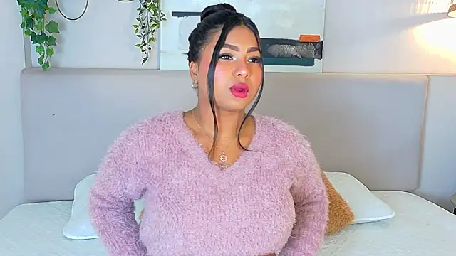 Snapshot of LanaRozz chatting on November 28, 8:31 pm LanaRozz online show from November 28, 8:31 pm