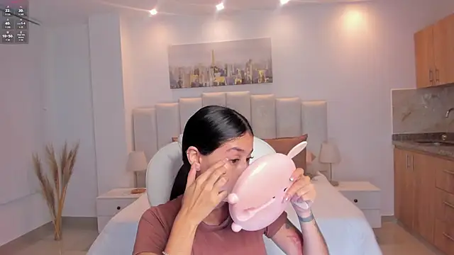 miranda crawfor online show from January 15, 1:03 pm