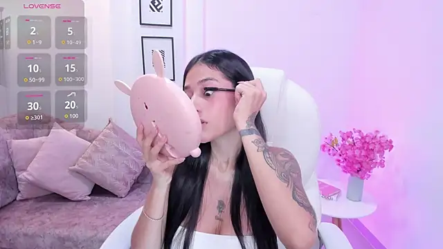 Snapshot of miranda_crawfor chatting on November 4, 12:20 pm miranda crawfor online show from November 4, 12:20 pm