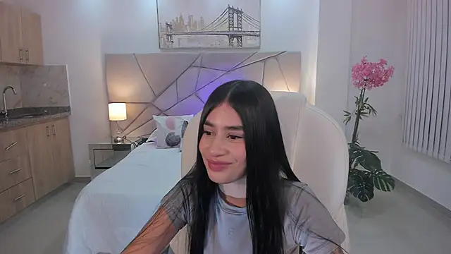 miranda crawfor online show from March 11, 4:06 am