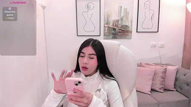 miranda crawfor online show from April 8, 4:03 am