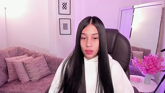 Snapshot of miranda_crawfor chatting on November 6, 11:47 am miranda crawfor online show from November 6, 11:47 am