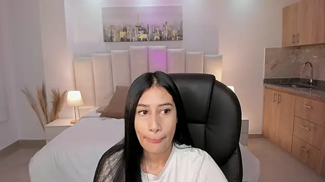 Snapshot of miranda_crawfor chatting on October 22, 11:31 am miranda crawfor online show from October 22, 11:31 am