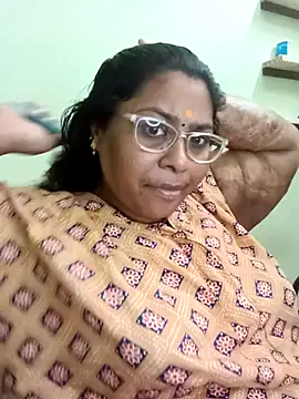 zara-mallus online show from October 8, 7:03 pm