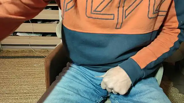 french male whorexh online show from January 6, 6:28 am