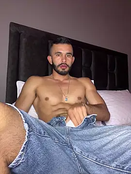 Jacksonfranco online show from April 8, 11:22 am