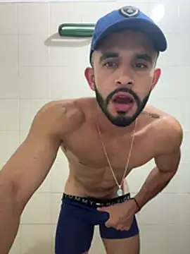 Jacksonfranco online show from April 18, 3:42 am